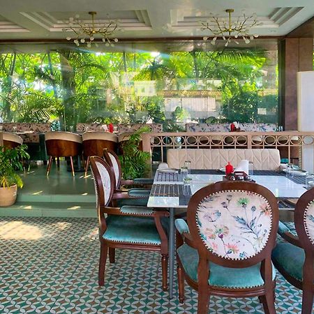 Pink Villa Boutique Hotel Мирут Екстериор снимка
