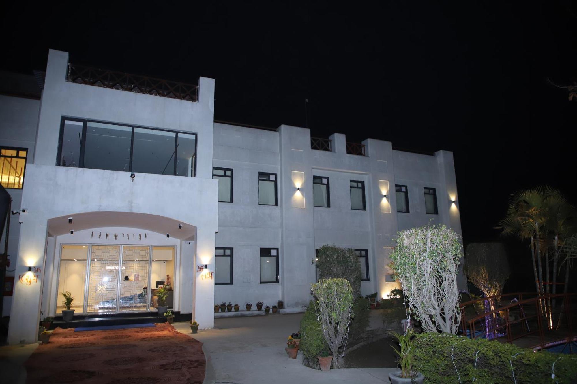 Pink Villa Boutique Hotel Мирут Екстериор снимка